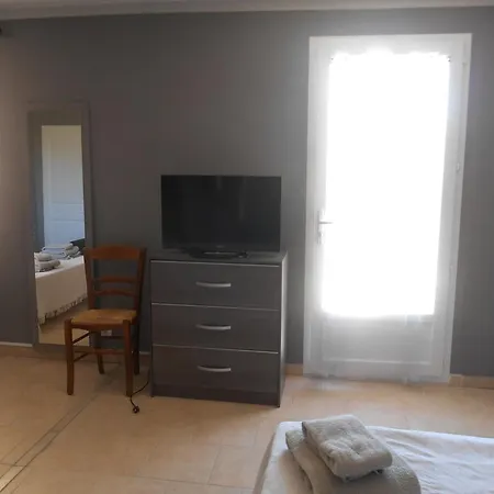 ゲストハウス D'hotes Les Maisses